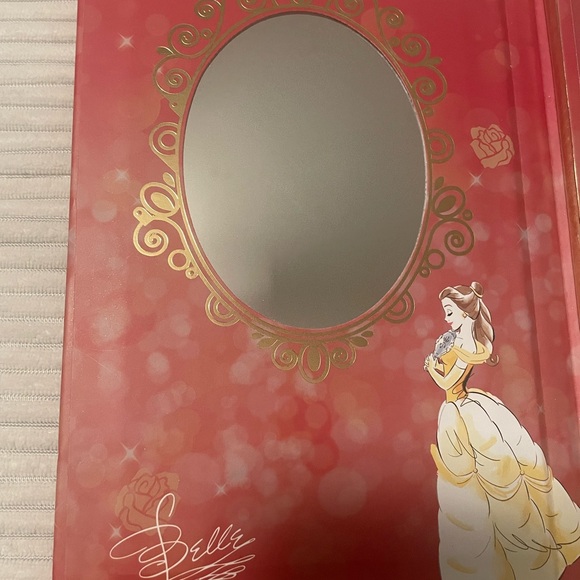 Disney - Picture 2 of 11